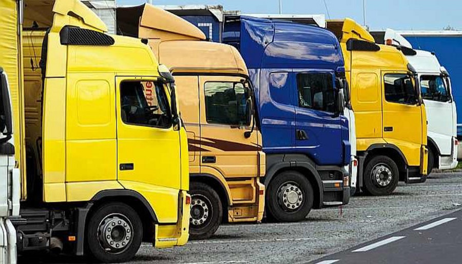Scopri di più sull'articolo Autotrasporto merci: credito di imposta per 497 milioni finalizzati a mitigare gli effetti del caro-carburante