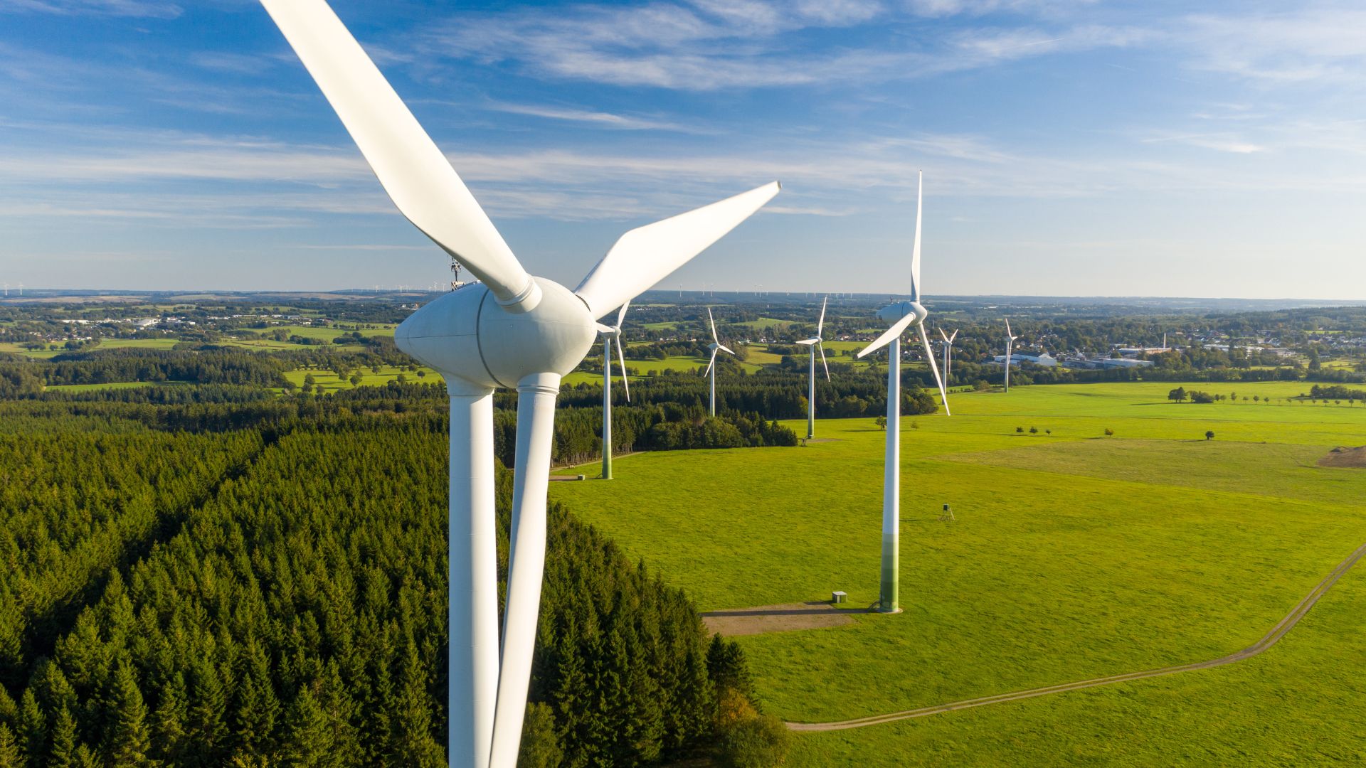 Al momento stai visualizzando Comunità energetiche: pubblicato il Decreto di modifica del DM CER
